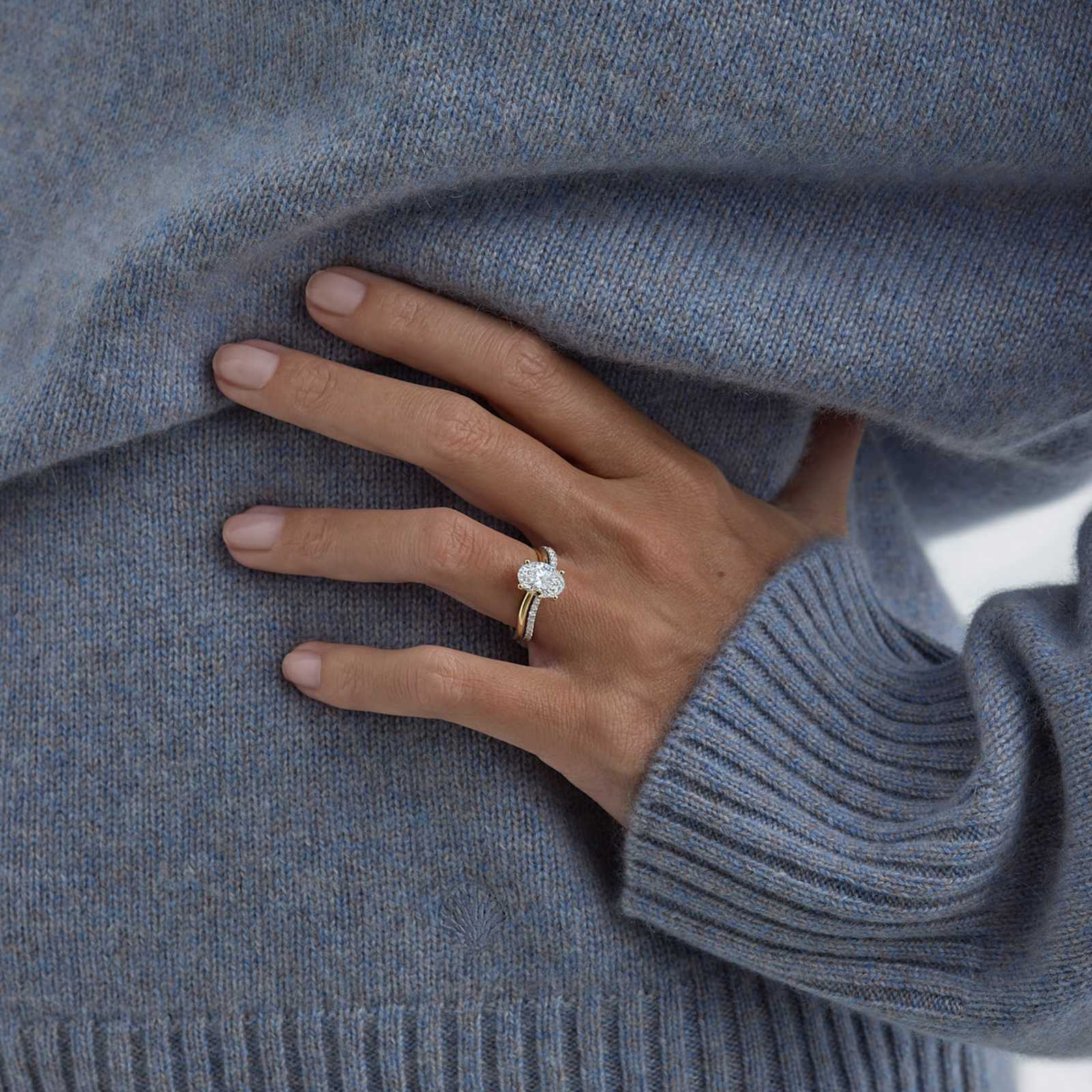Lola Oval Ring