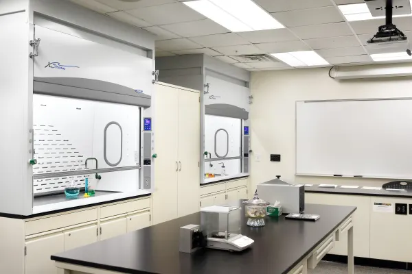 discoveryhalllab2a