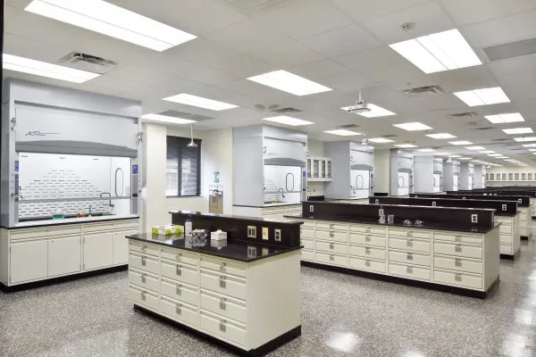 discoveryhalllab3c-2