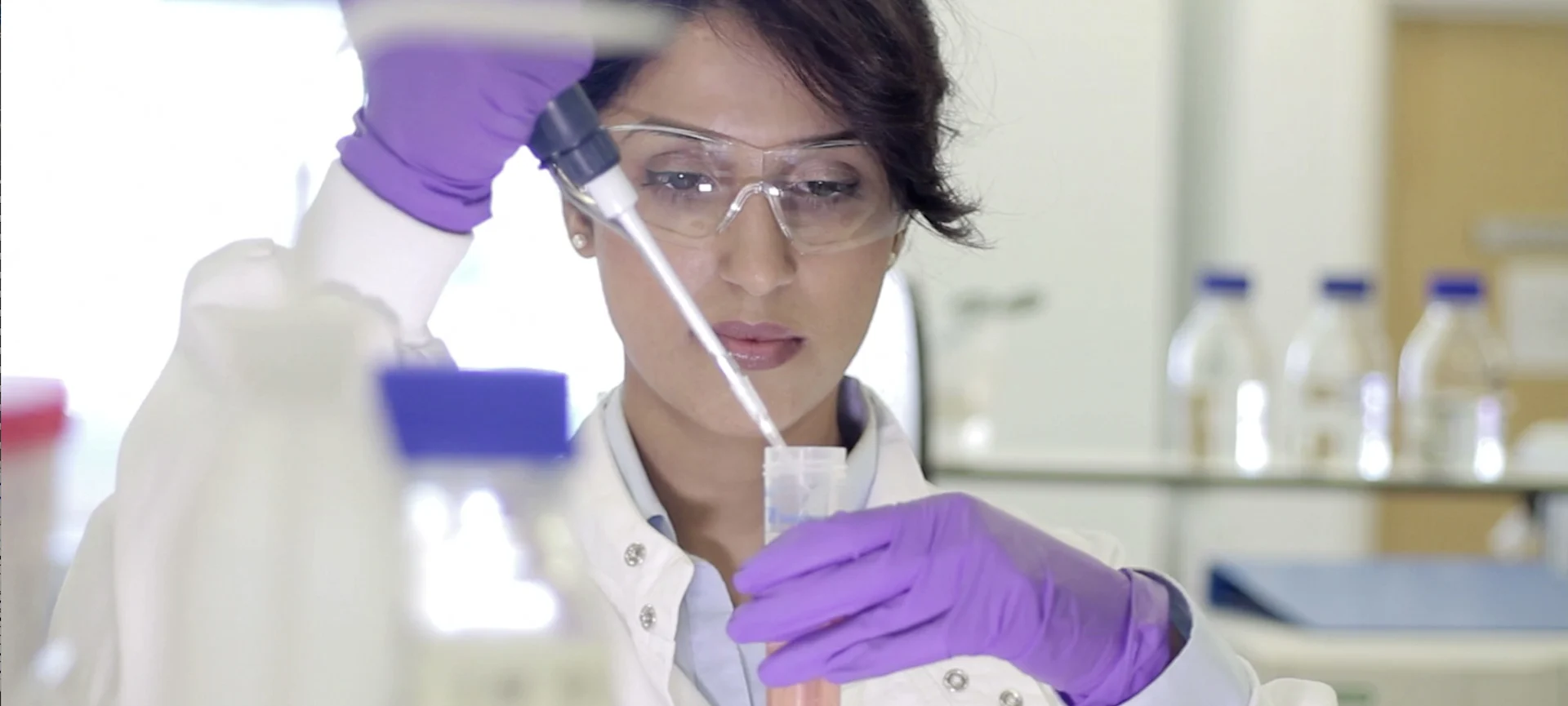 pipetting.jpg