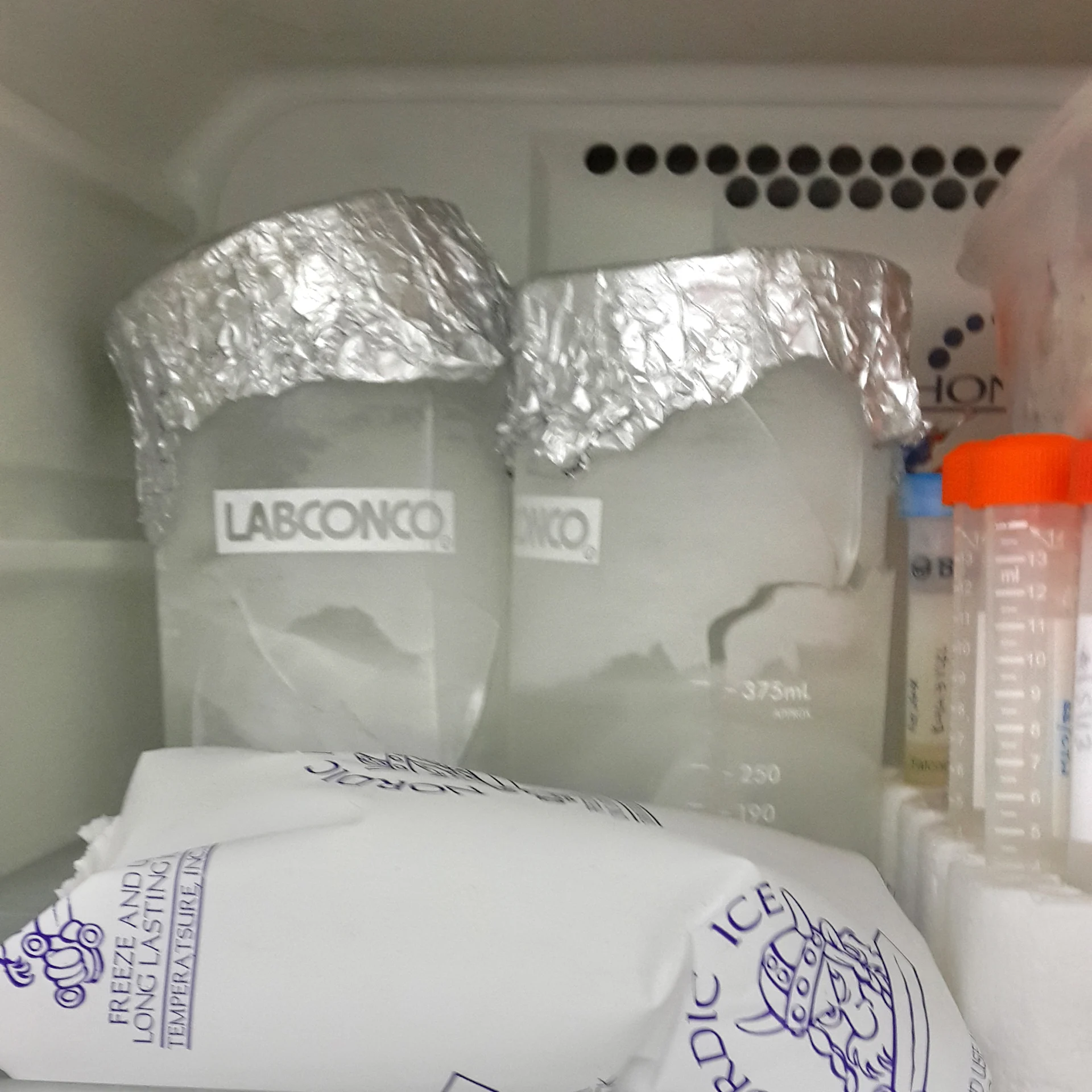 cracked_freeze_drying_glassware-2.jpg