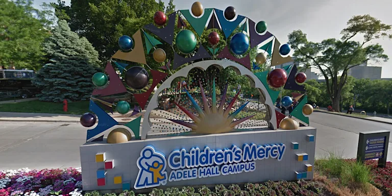 childrens-mercy-adele-hall-sign-20211212