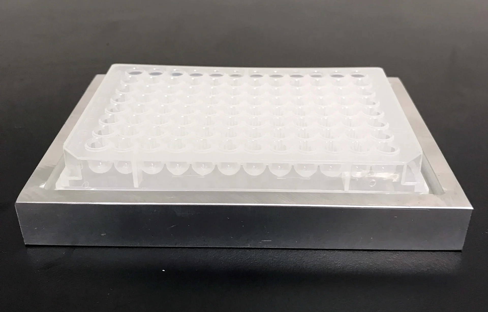 lyophilizing-small-samples-8a.jpg