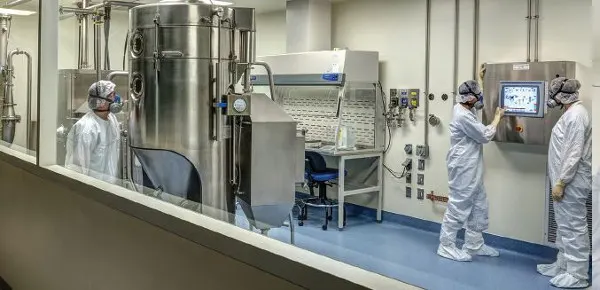 catalent_clean_room_with_xpert_enclosure.jpg