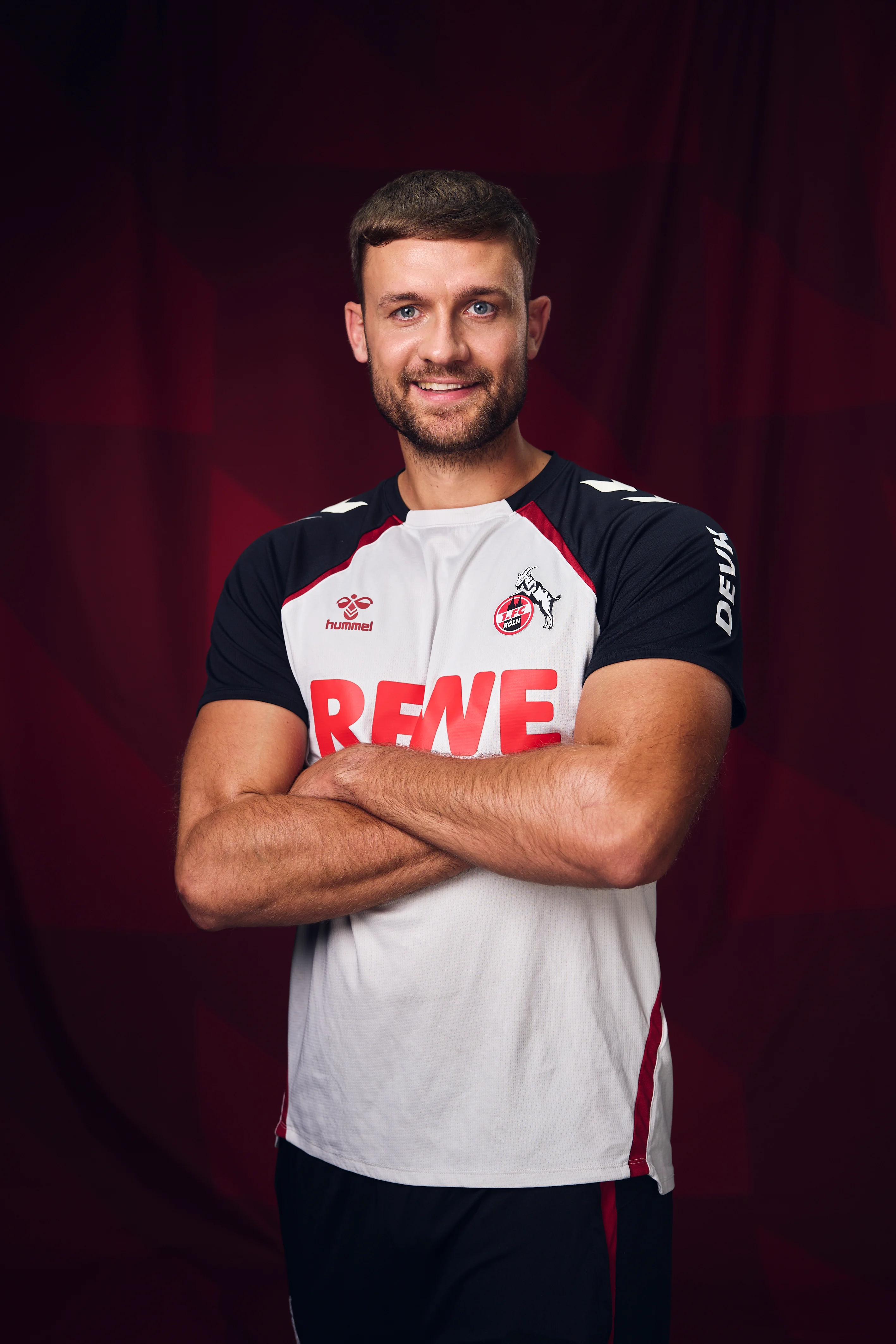 Felix Handke Porträt Profis 25-26