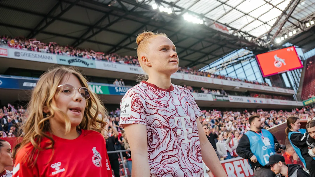 Im Sondertrikot gegen den Rekordmeister