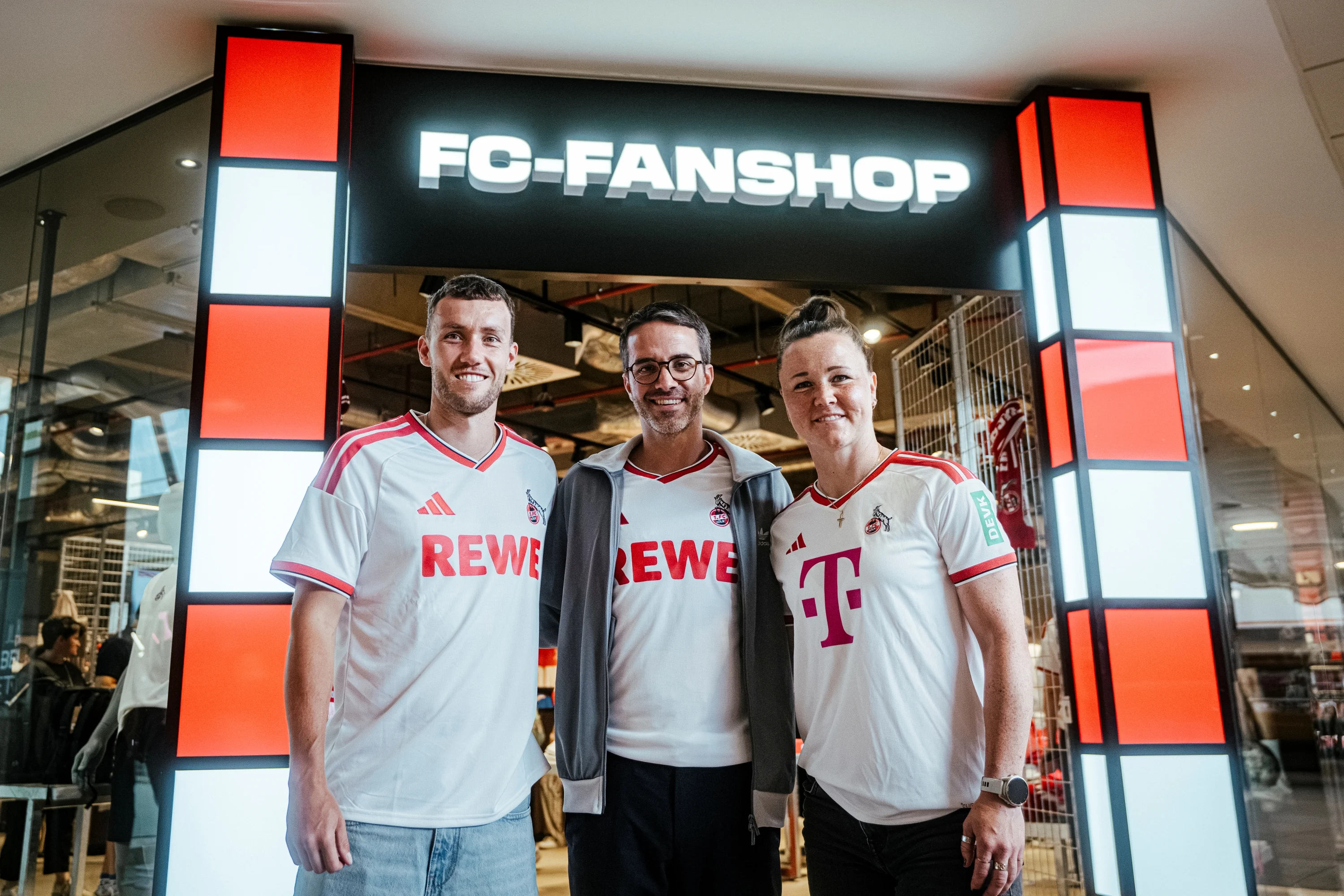 260701_fanshop_rheincenter-43.jpg