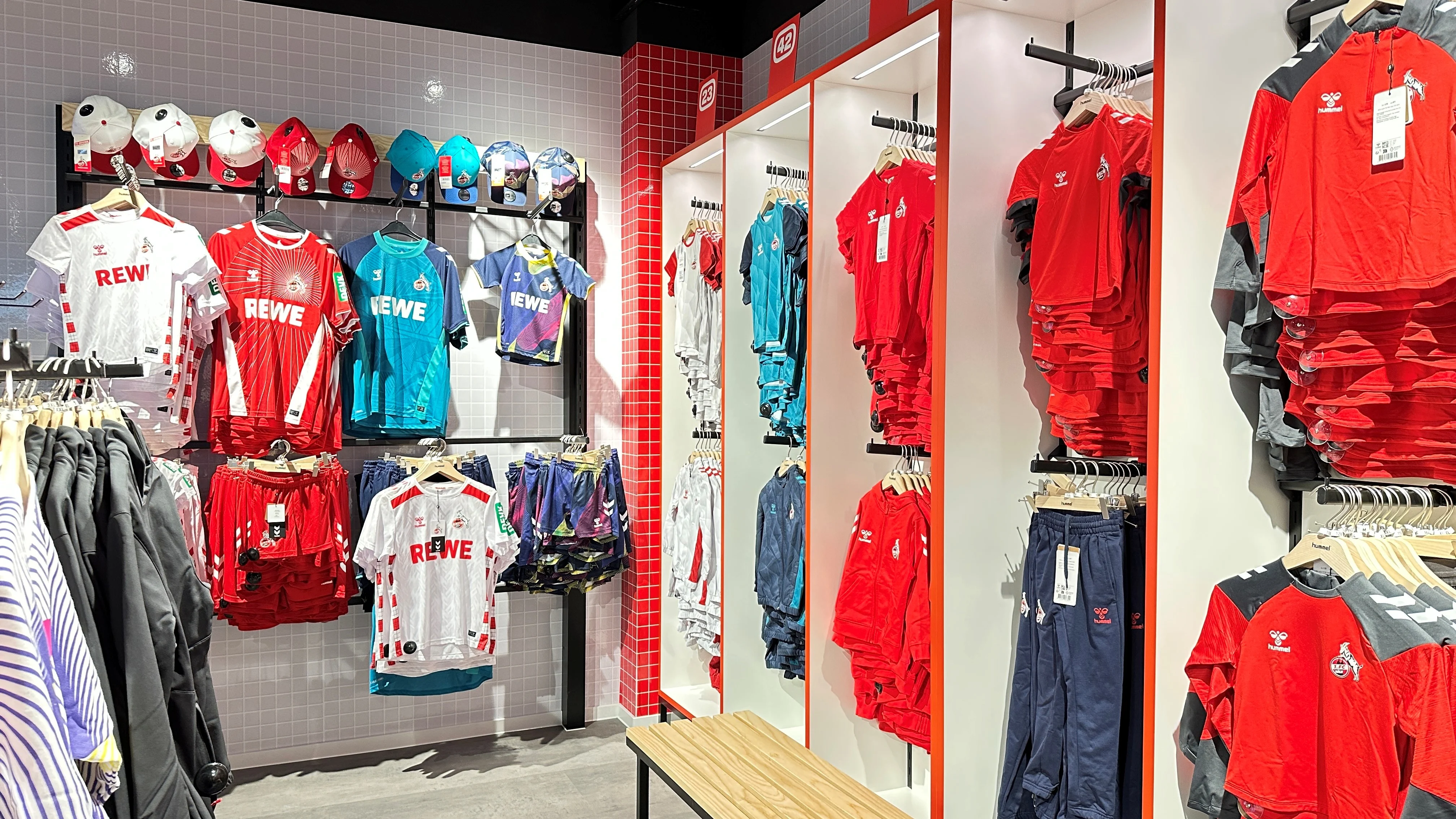 Fanshop.jpg
