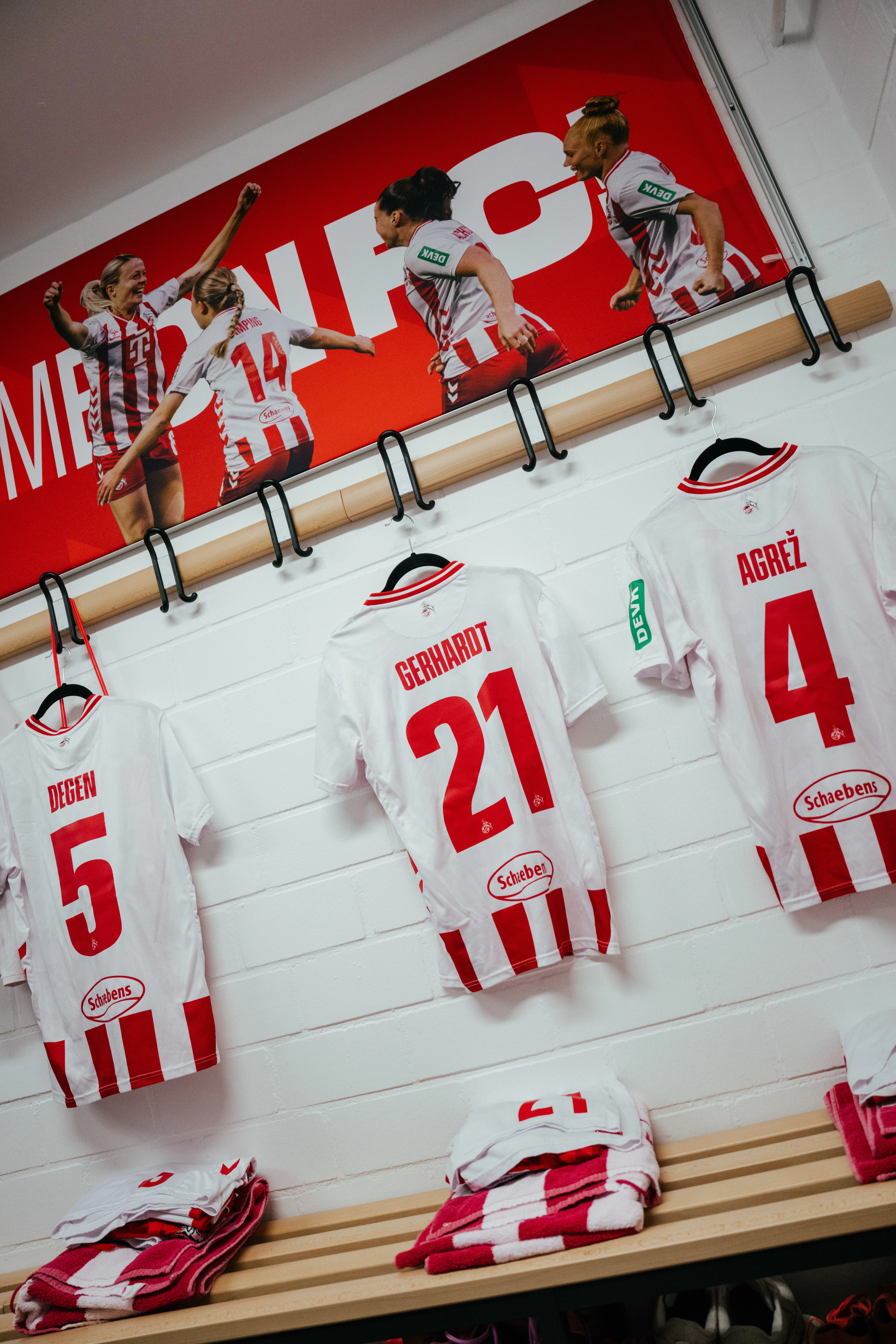 251214_KOEFCC-KabineundStadion-11.jpg