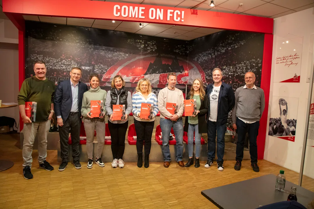 Ehrung für 50 Einsätze (von links): Nadine Bohr, Cindy Cardoso, Ilona Hamacher, Thomas Herber, Kathi Hovekamp-Merkens.