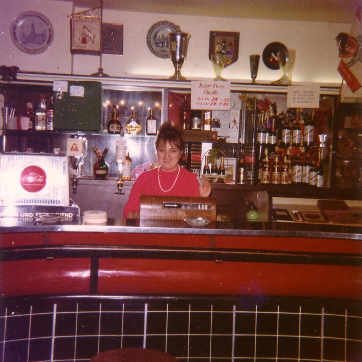 Josef_Müller_Theke.jpg