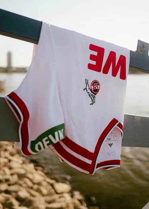 Adidas: Heimtrikot 2026/27 (WE:FC Fotos)