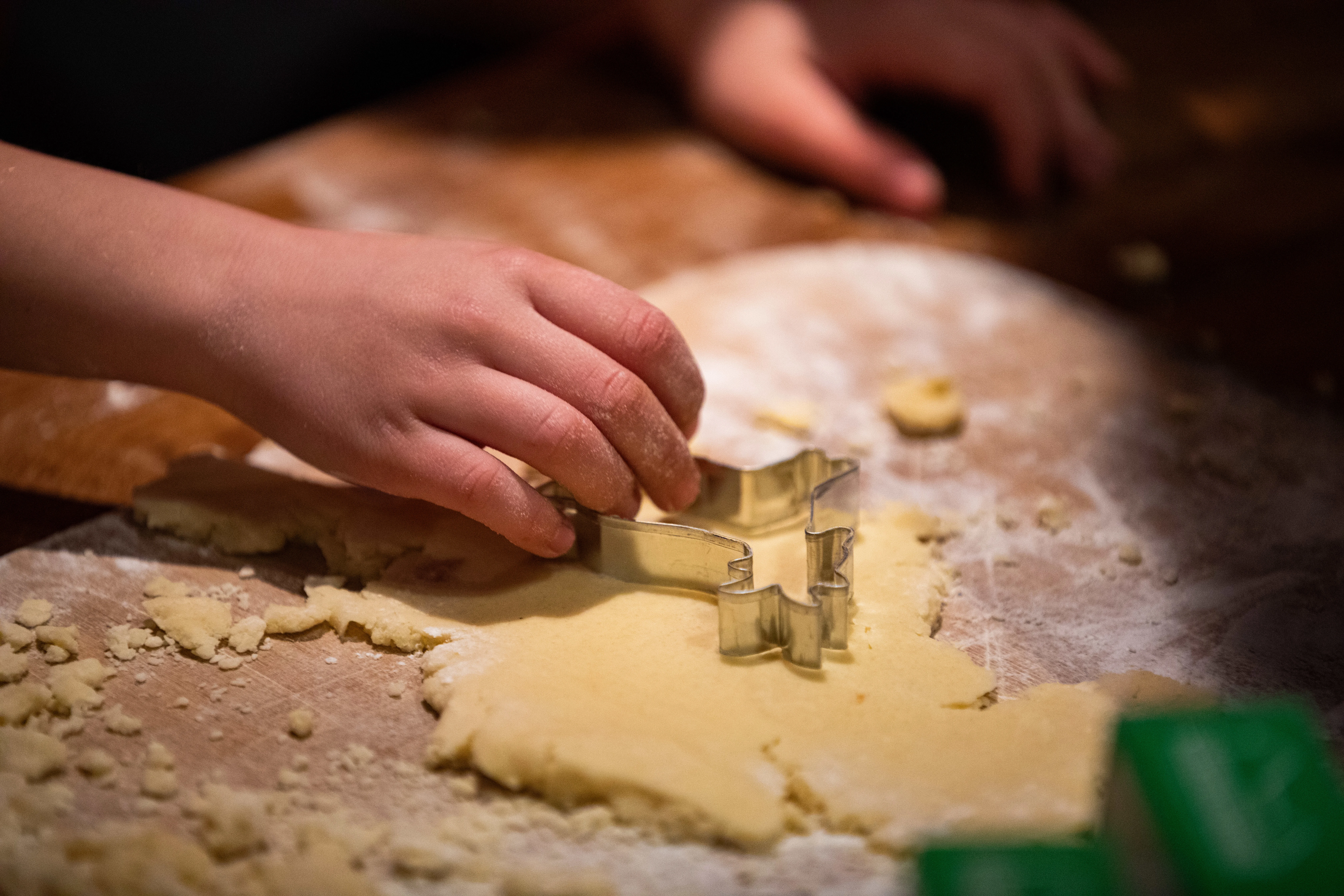Weihnachtsbäckerei_Kidsclub-9164.jpg