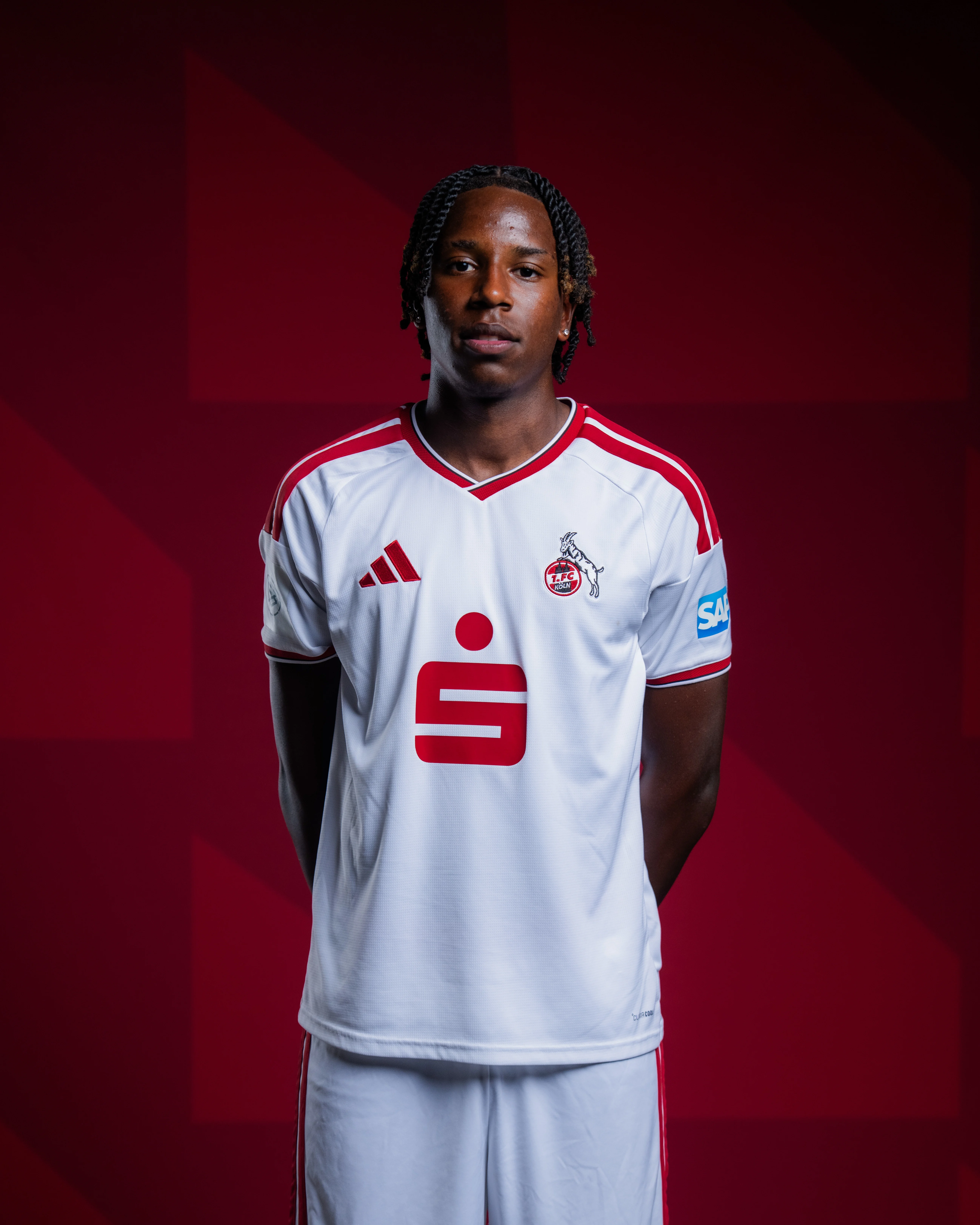 26/27 U17 Izuagie