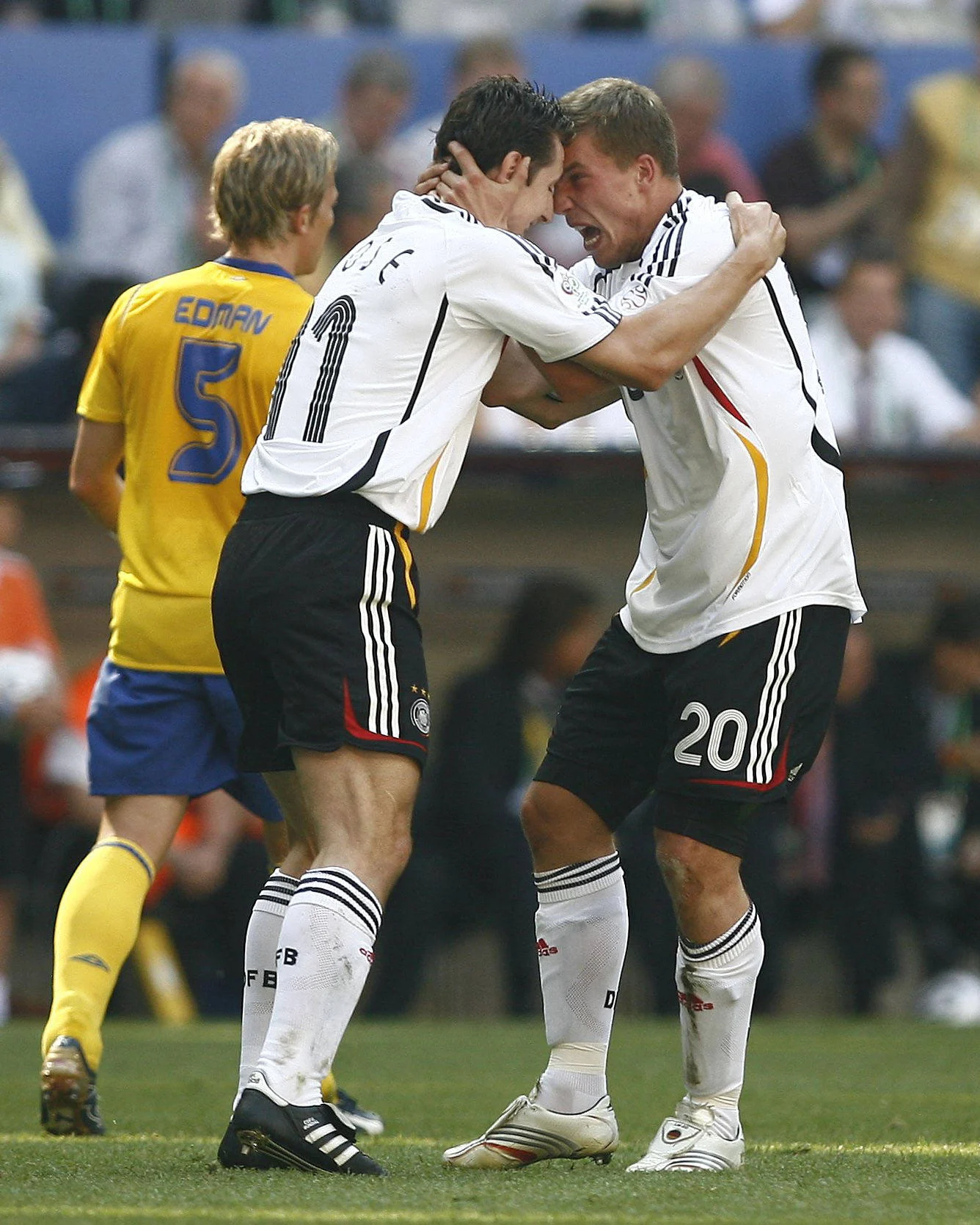Poldi_Schweden.jpg