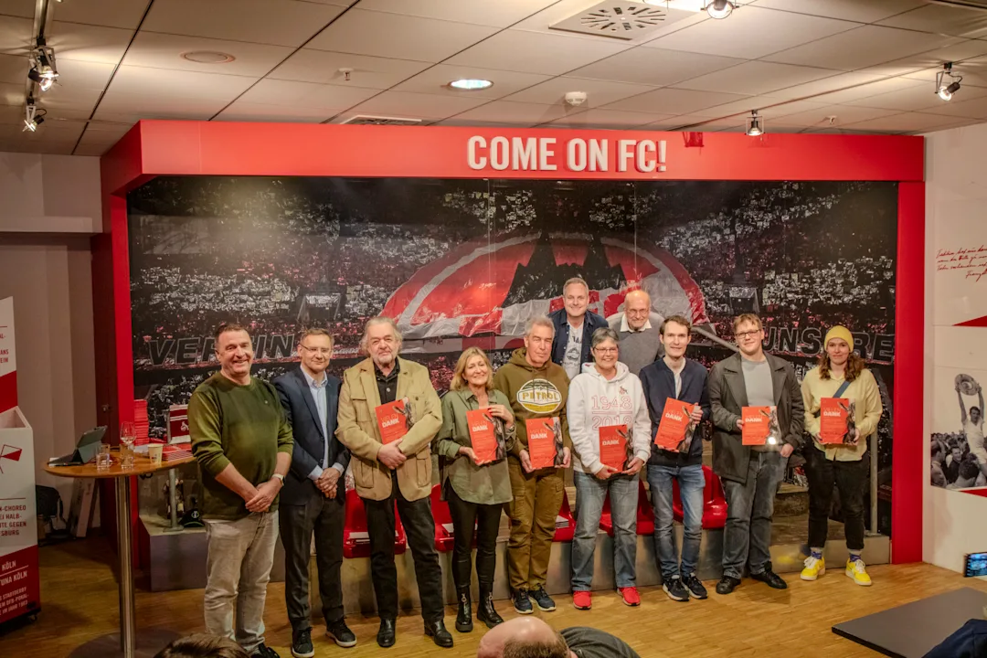 Ehrung für 100 Einsätze (von links): Ulrich Heise, Monika Bücheler-Gnädig, Stephan Berndt, Kirsten Feuser-Berndt, Linus Gross, Thorsten Hohl, Maili Lülsdorf.