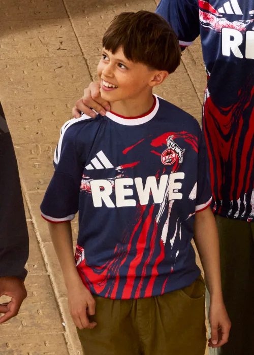 Adidas: Ausweichtrikot 2026/27 (Kinder)