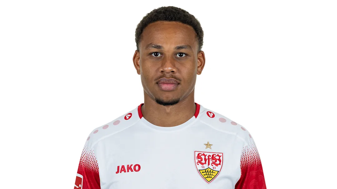 #28 Nikolas Nartey