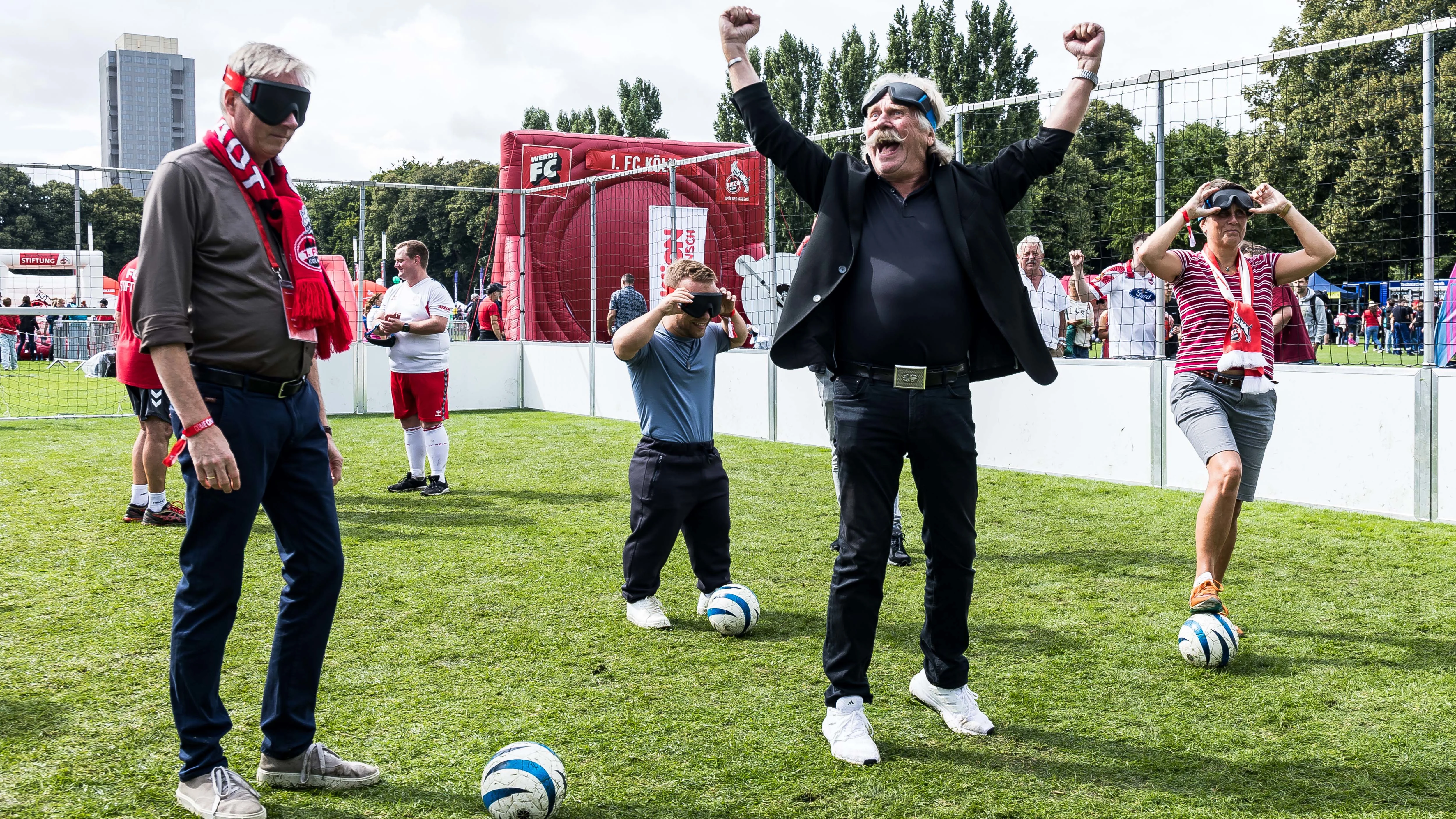 Blindenfußball_SEÖ_3.jpg