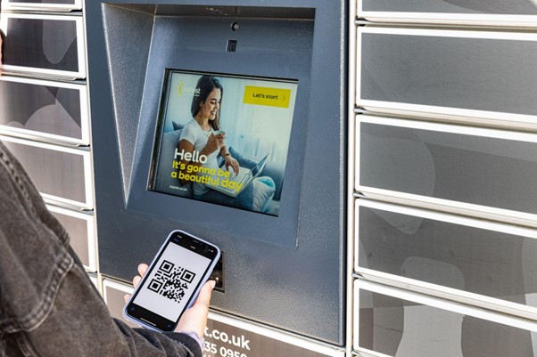 Lady using Inpost locker