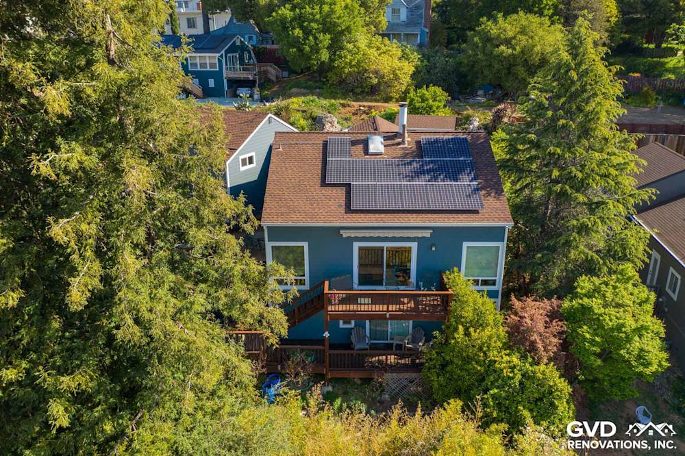 HardiePlank Lap Siding Upgrade & Window Replacement