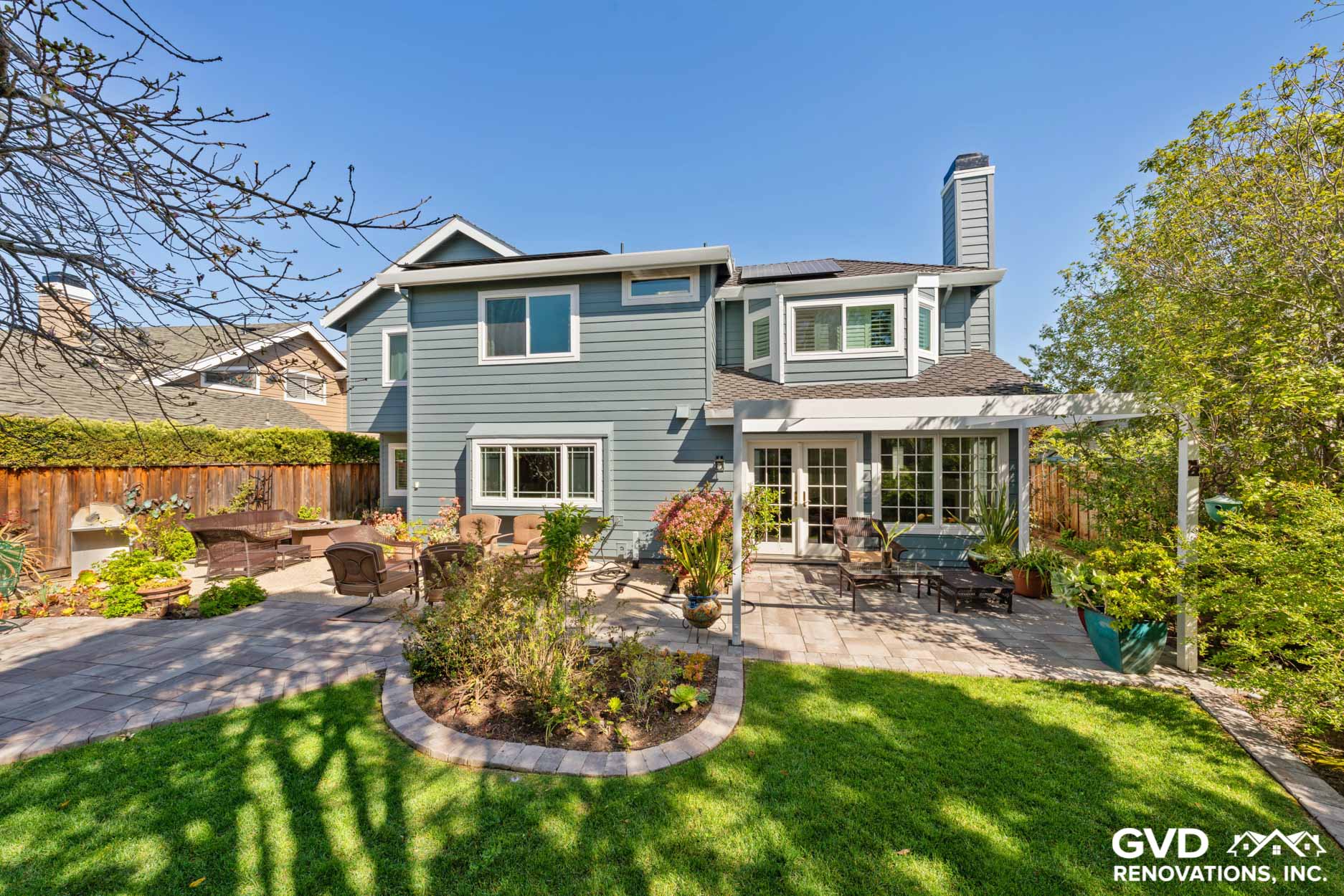 Hardie Siding Renovation & Milgard Windows Upgrade