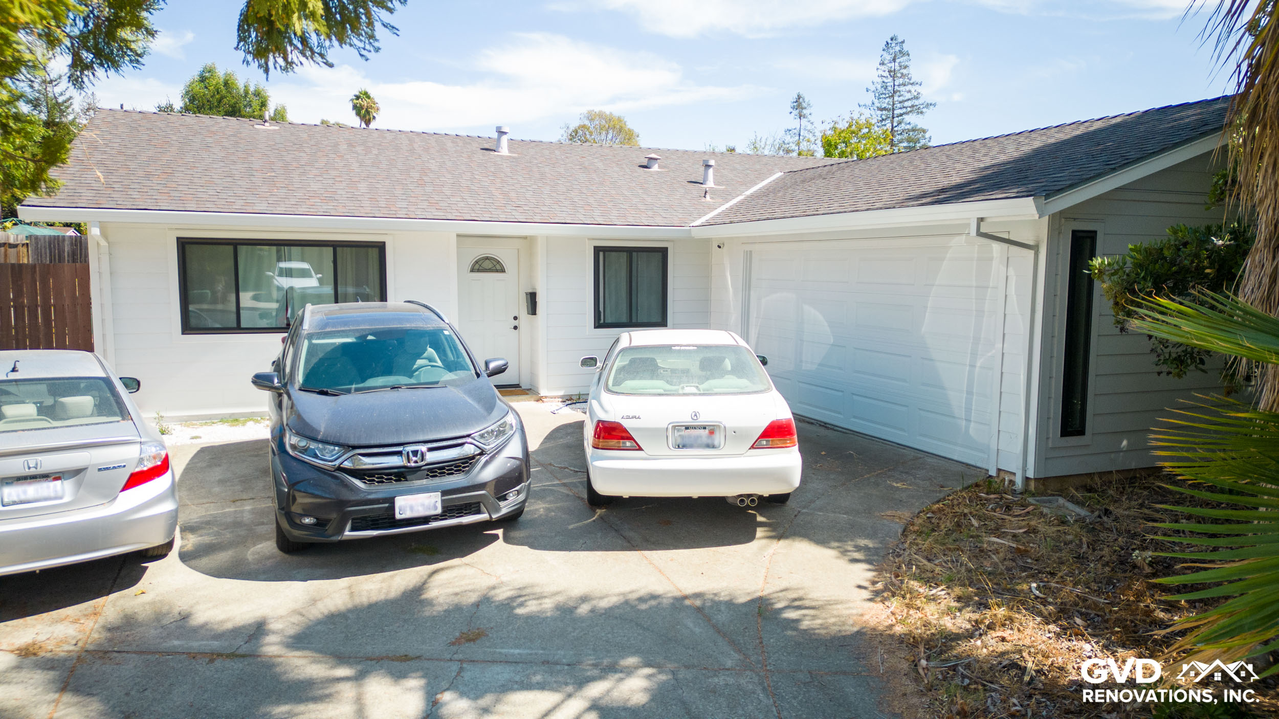 James Hardie Siding Makeover & Window Replacement