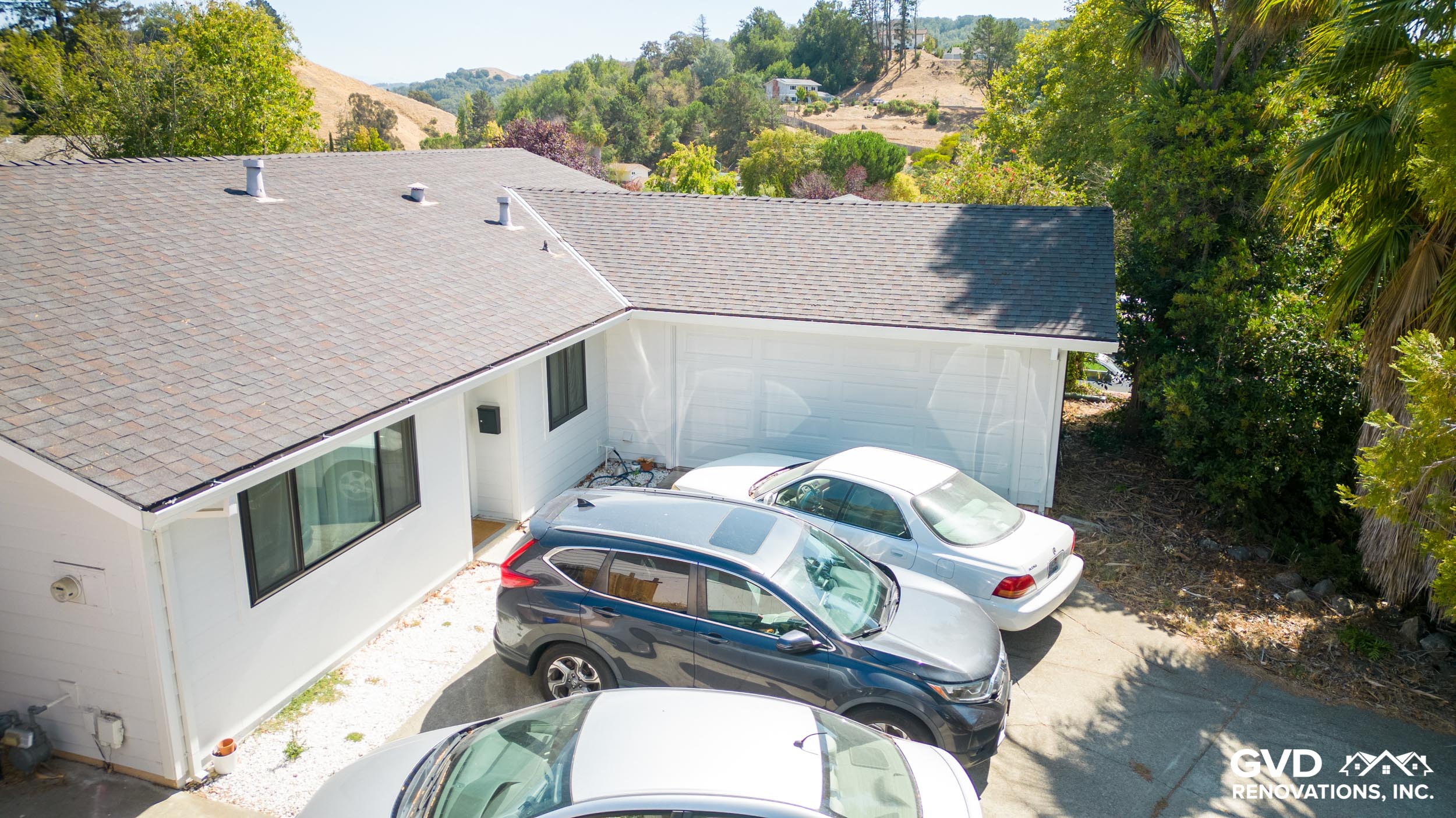 James Hardie Siding Makeover & Window Replacement