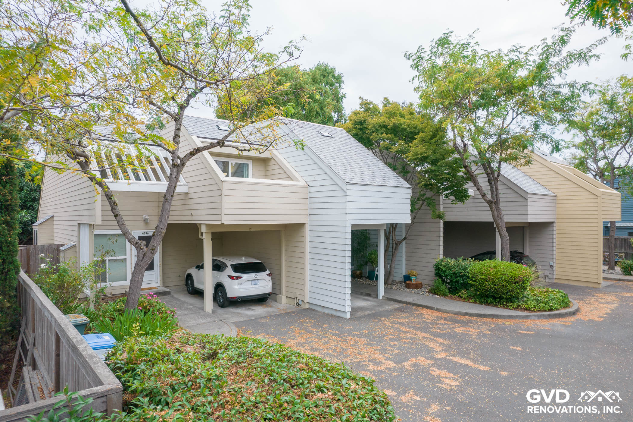 Four-Unit James Hardie Siding Transformation