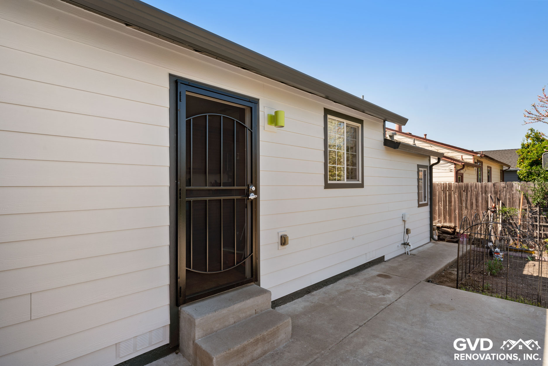 HardiePlank Lap Siding Upgrade Transformation