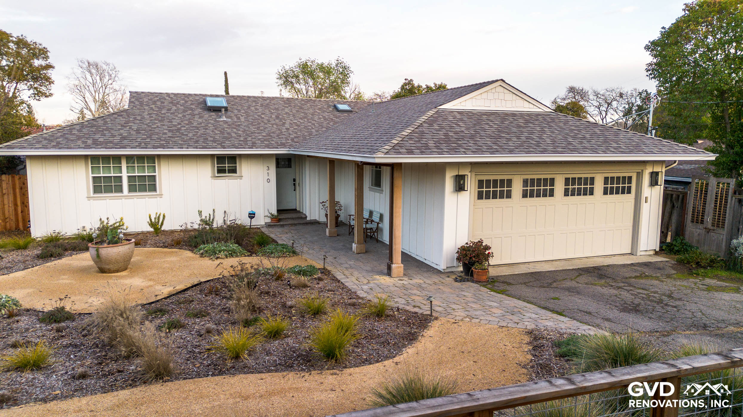 Jameson HardiePanel Vertical Facade