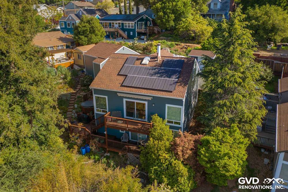 HardiePlank Lap Siding Upgrade & Window Replacement