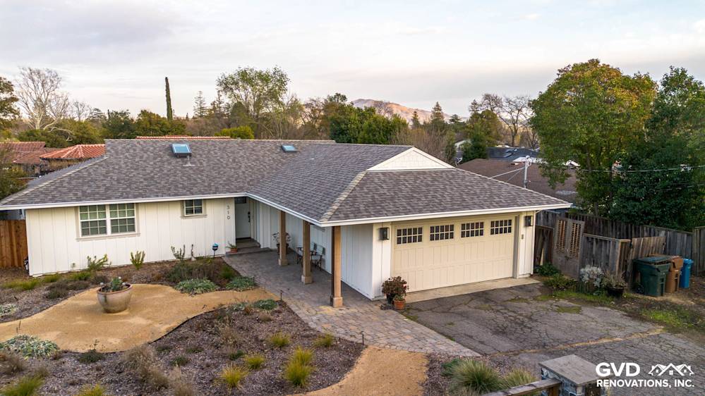 Jameson HardiePanel Vertical Facade