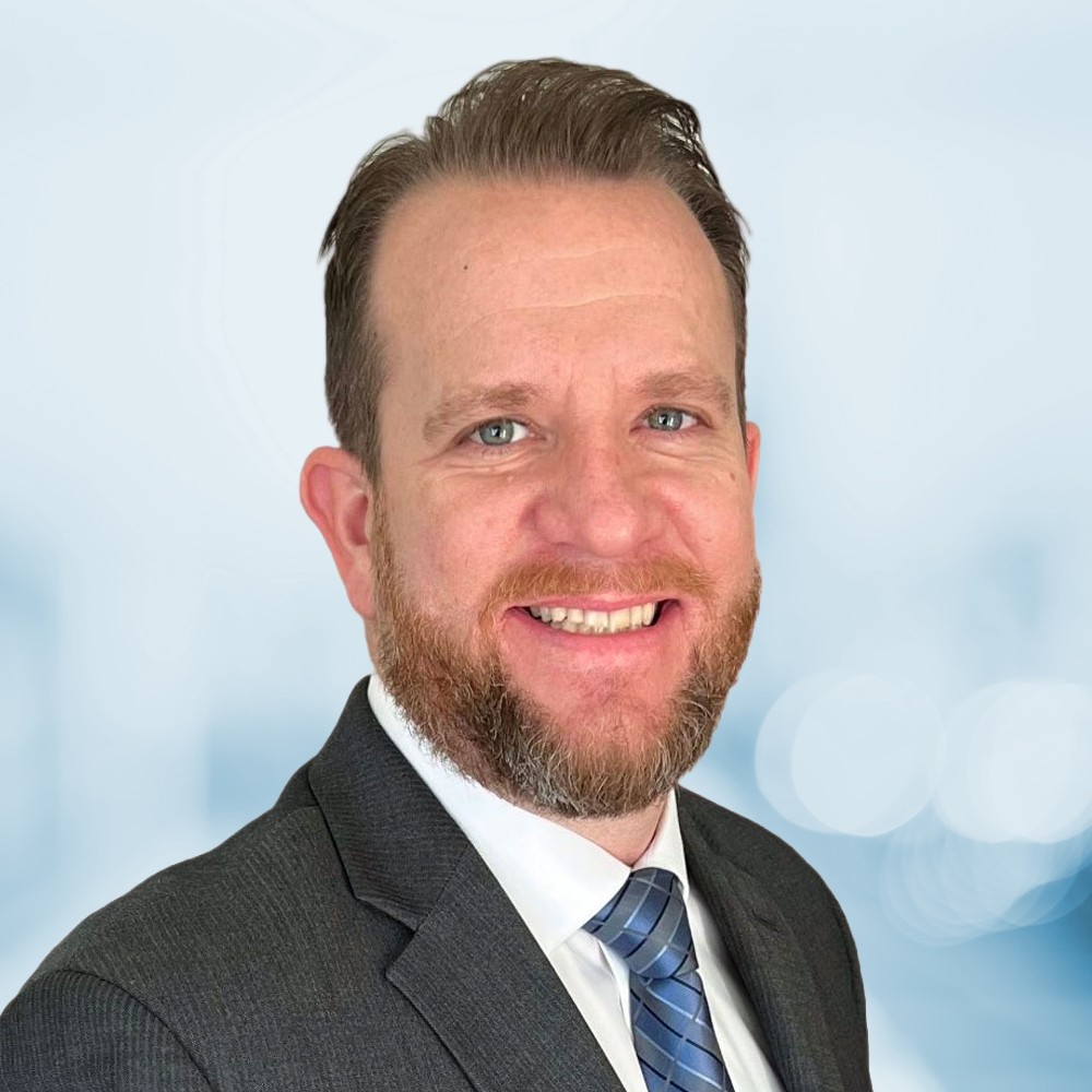 Headshot of Andrew Collyer