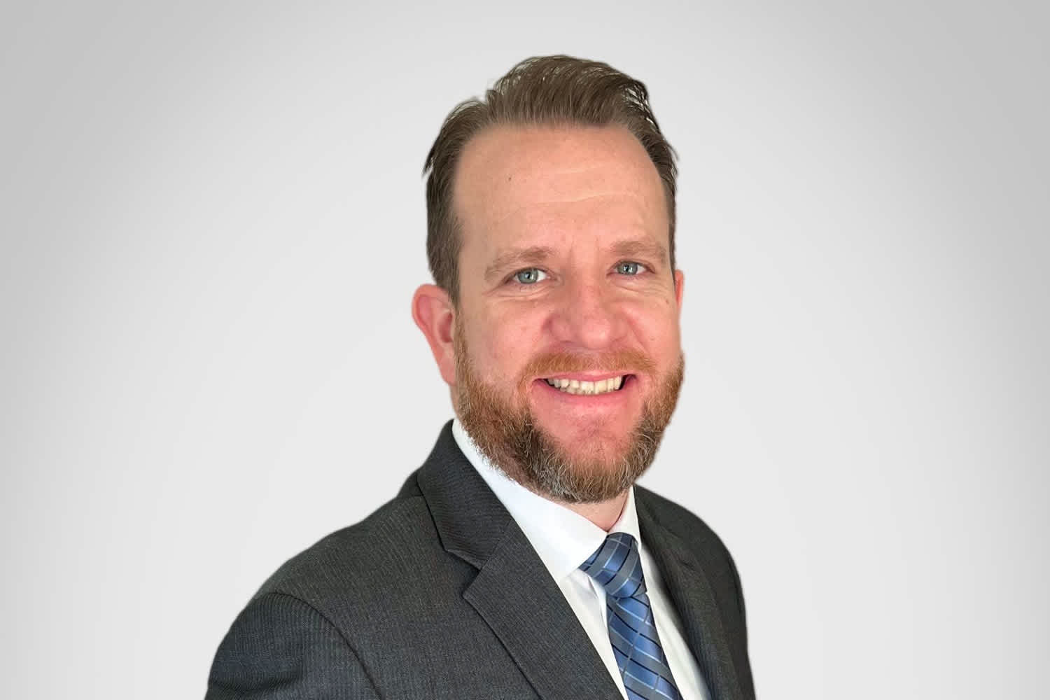 Headshot of Andrew Collyer