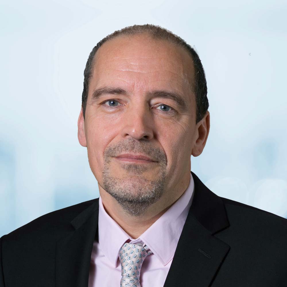 Headshot of Ian Linnell