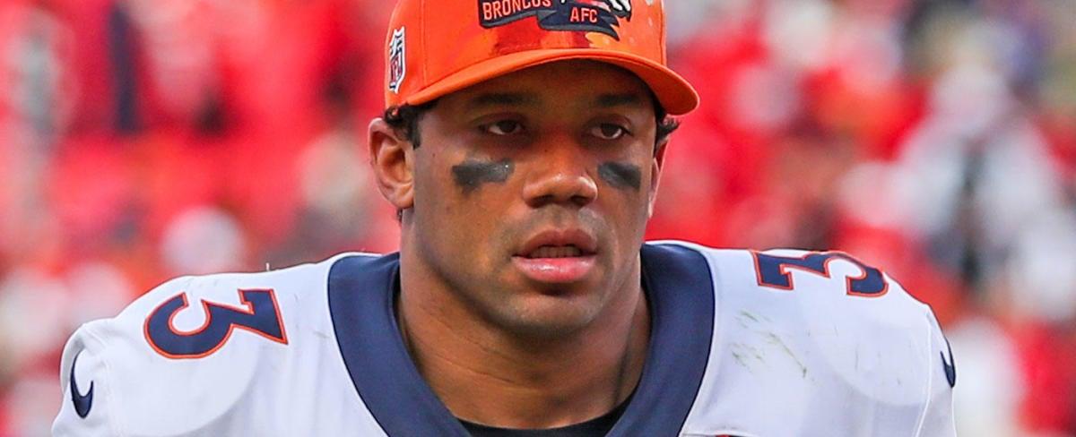 Russell Wilson among first players to arrive for Broncos voluntary offseason workouts, per report