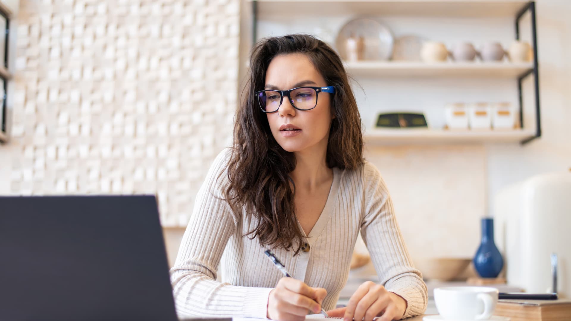 What student loan borrowers need to know about the 2023 tax season