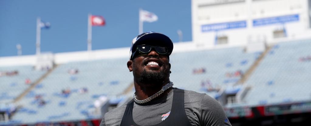 Buffalo Bills players arrive to offseason workouts