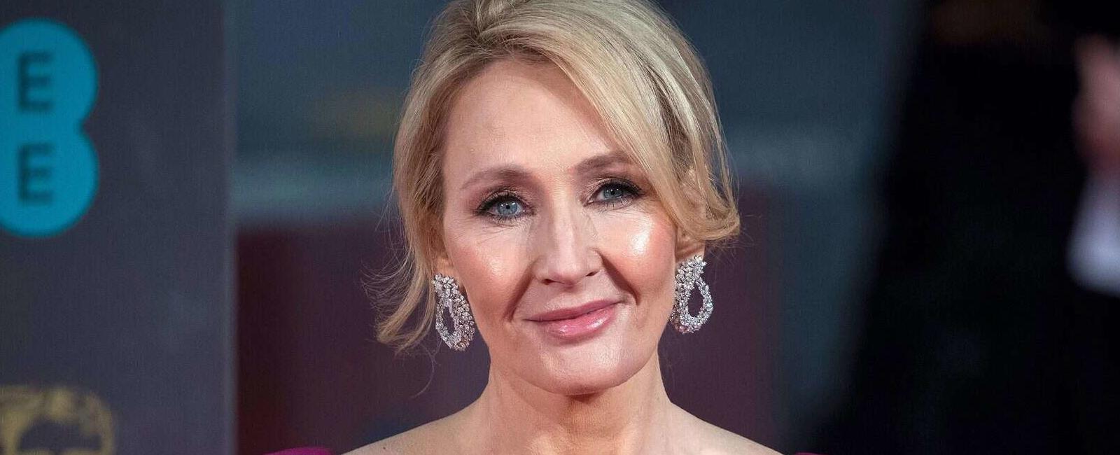 J.K. Rowling will executive produce Warner Bros. Harry Potter TV show