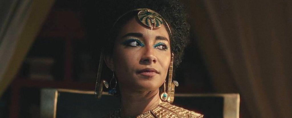Сериал Netflix "Царица Клеопатра" вызвал возмущение в Египте из-за цвета кожи главной героини