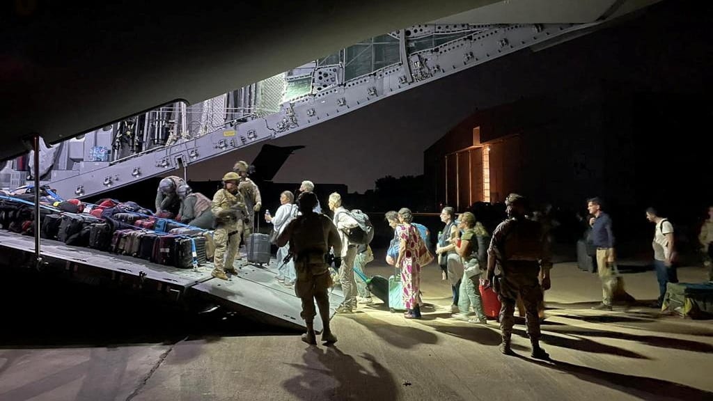 Sudan: People Resort to ‘Killing Their Pets’ Amid Evacuation Chaos