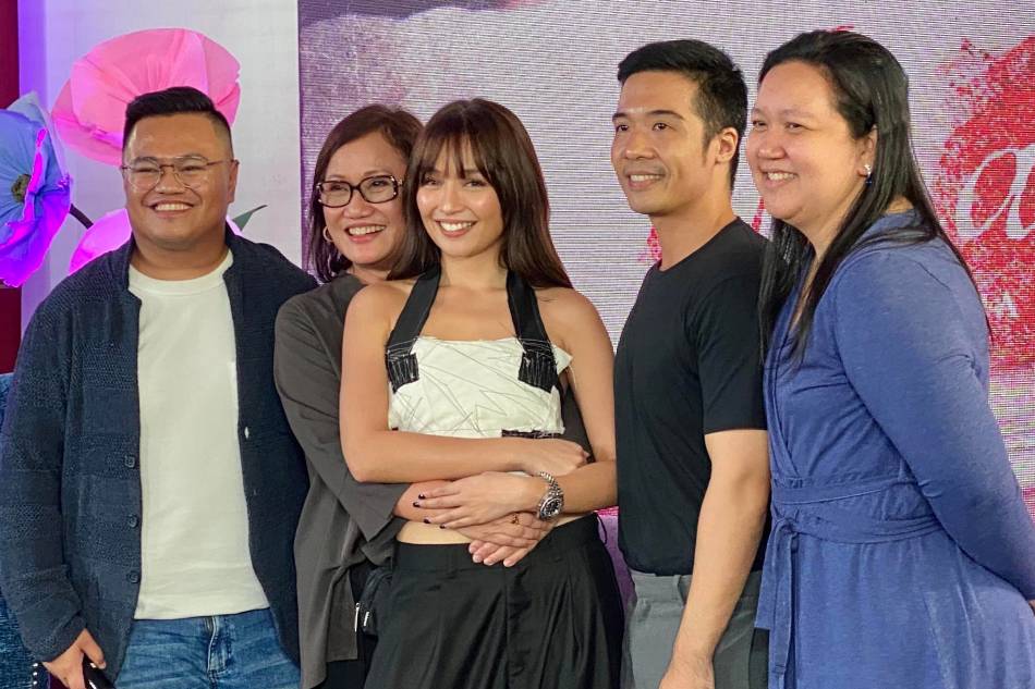 Kathryn Bernardo announces 2 new movie projects
