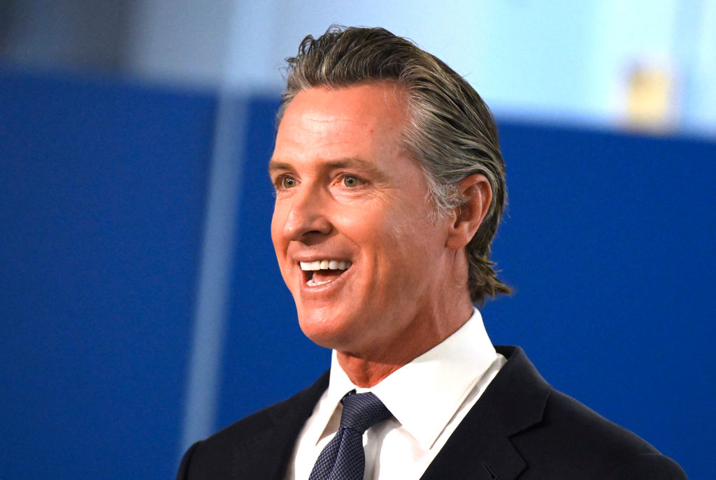 Celebrities take in Warriors-Kings series in Sacramento