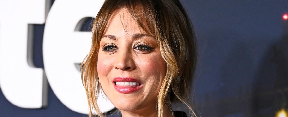 Kaley Cuoco Daughter Has A Morning Playdate With Family Dog