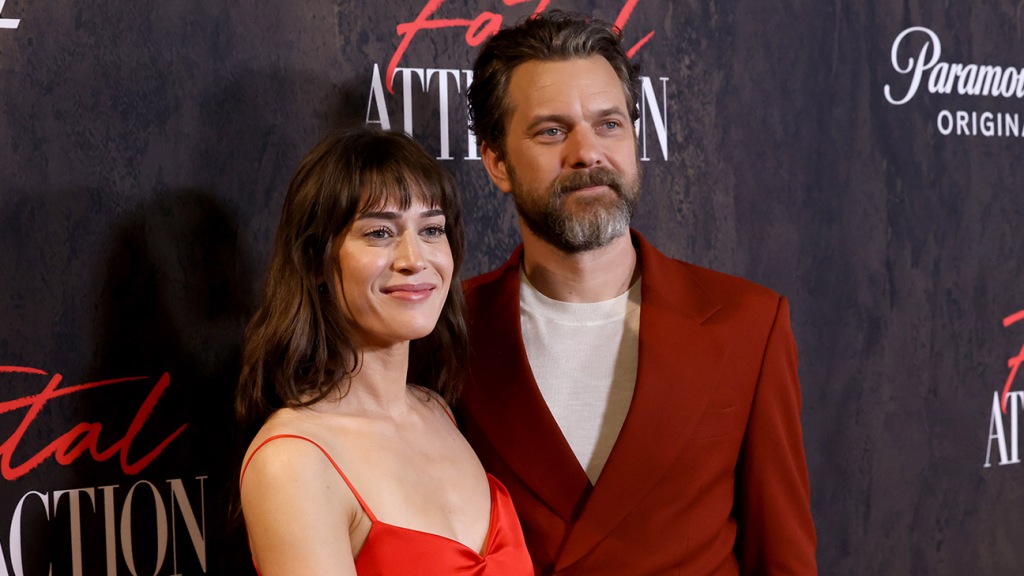 ‘Fatal Attraction’ TV Show Stars on Glenn Close Feedback, Rabbit Scene