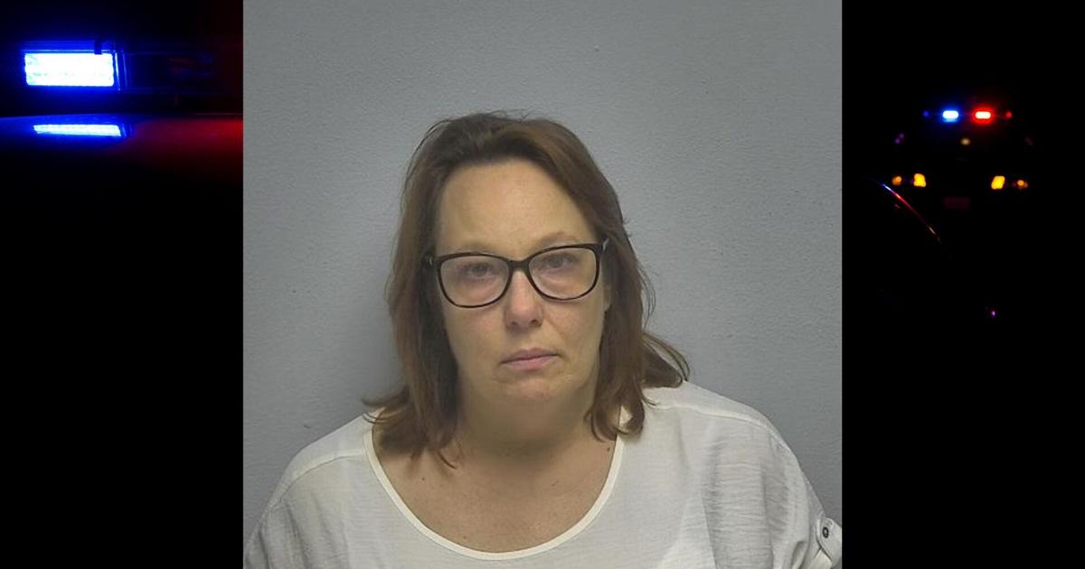 Paducah woman admits to embezzling nearly $200,000 from former workplace, officers say