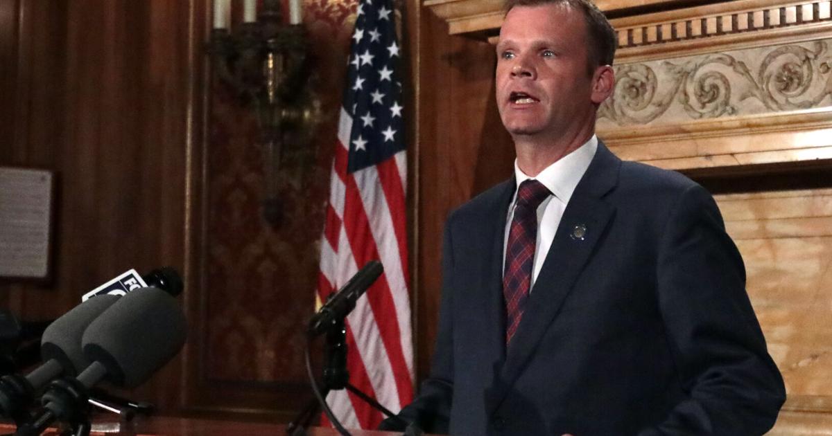 Top Senate Republican: Lower taxes first, then flatten them