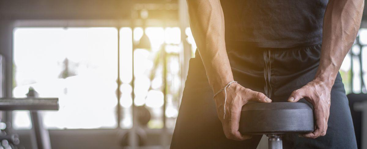 Blow up Your Shoulders with This 420-Rep Single Dumbbell Workout
