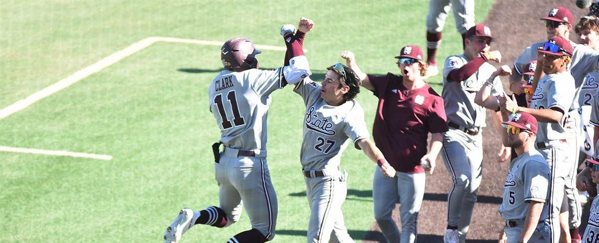 Diamond Dogs explode in the sixth inning, hold on for win over Auburn